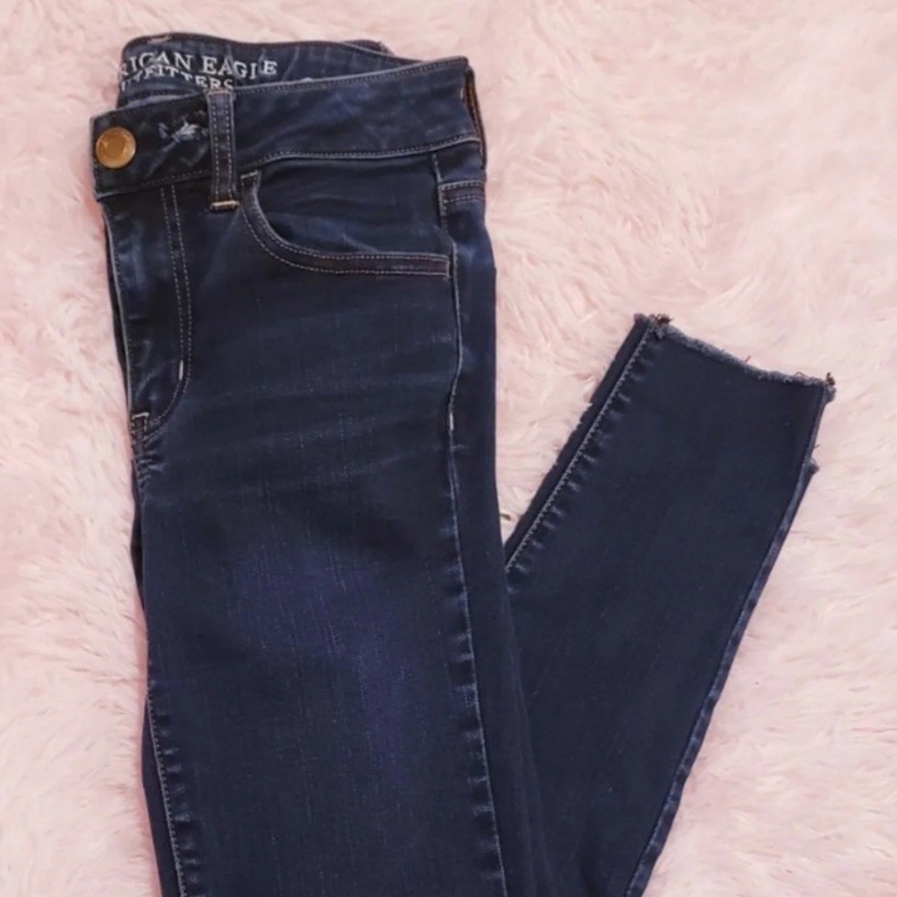 American Eagle Dark Next Level Jegging Size 4